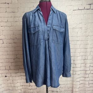 Ann Taylor Blue Denim Chambray Camp Style Shirt Medium